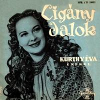 Lányok, lányok - Babos kötője van...