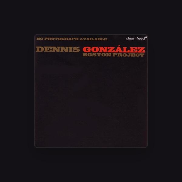 Dennis González